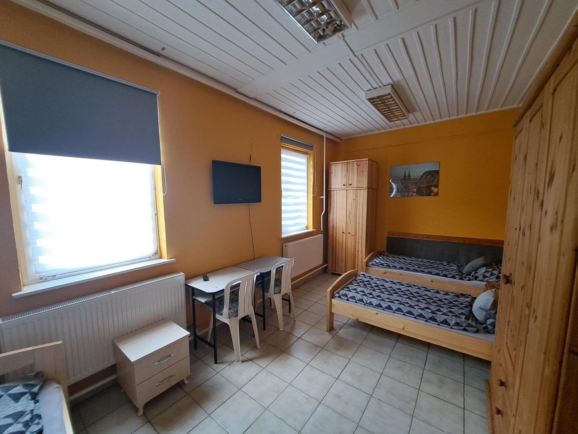 Collingo Belvarosi Szallas Apartment Kazincbarcika Exterior foto